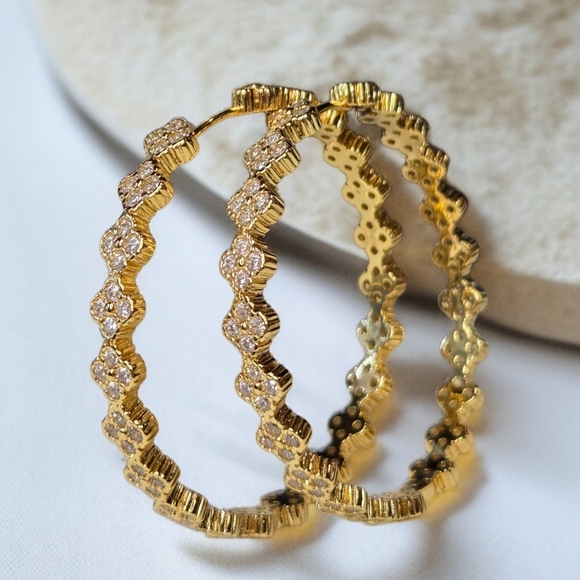 Designer Jewelry - 18k Gold Plated Clover Zircon Crystal Hoop Earrings